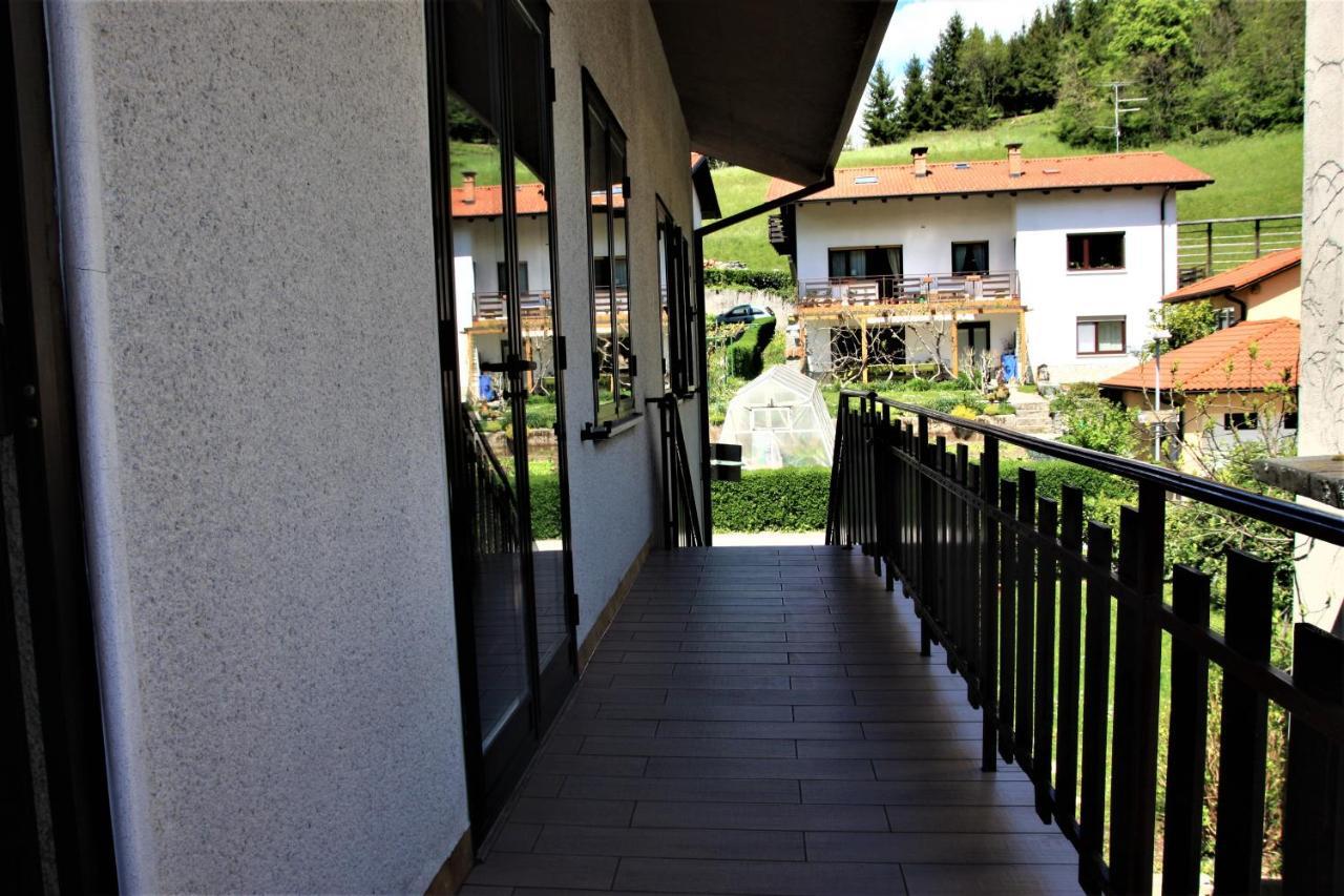 Apartma Mika Most na Soči Eksteriør bilde